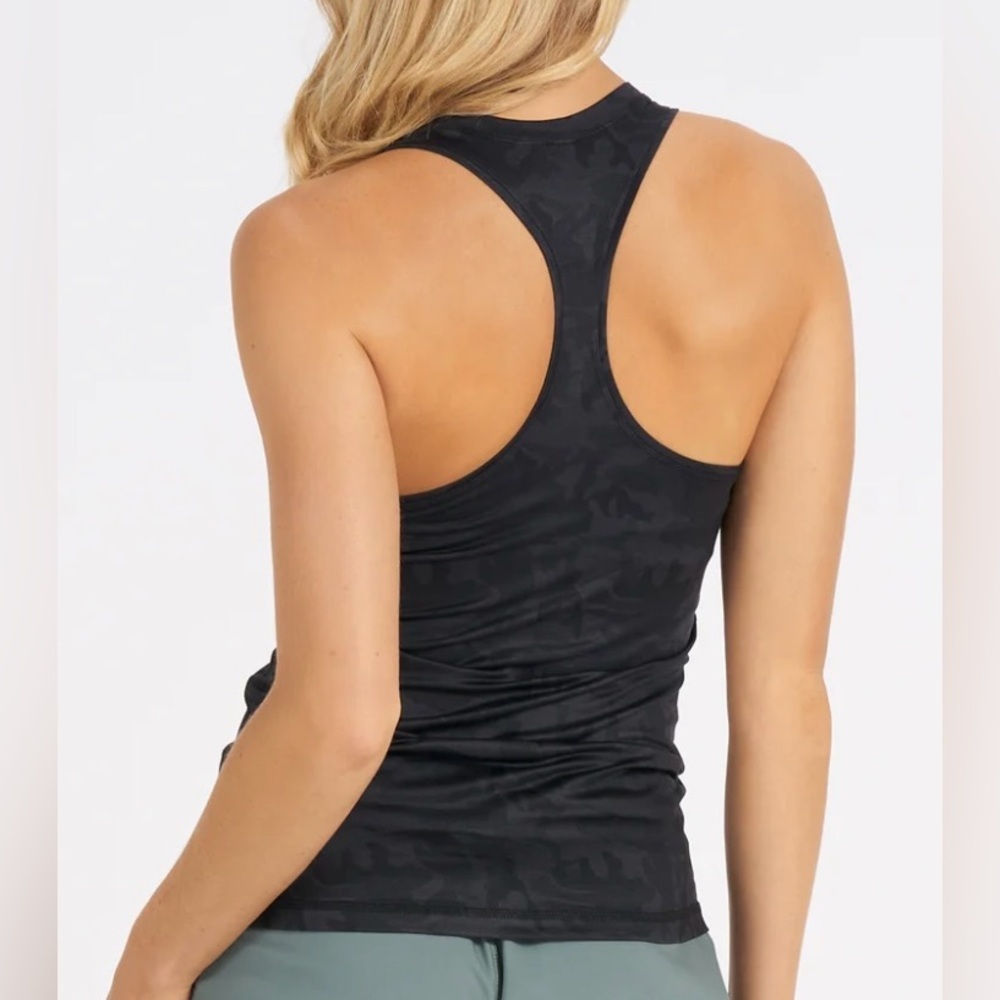 Vuori Lux Performance Racerback Tank, Slim Fit, Black Camo, Excellent Condition - Picture 2 of 7
